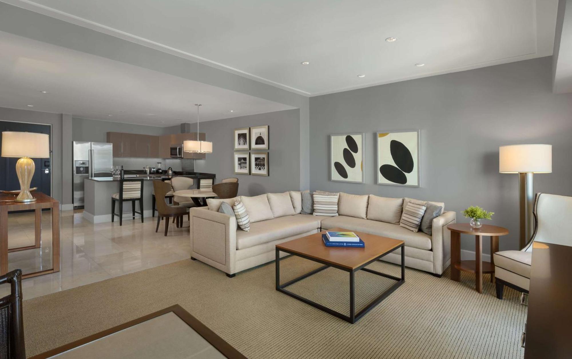 Bristol Panama, A Registry Collection Hotel Exterior foto A living room at The Ritz-Carlton, Boston