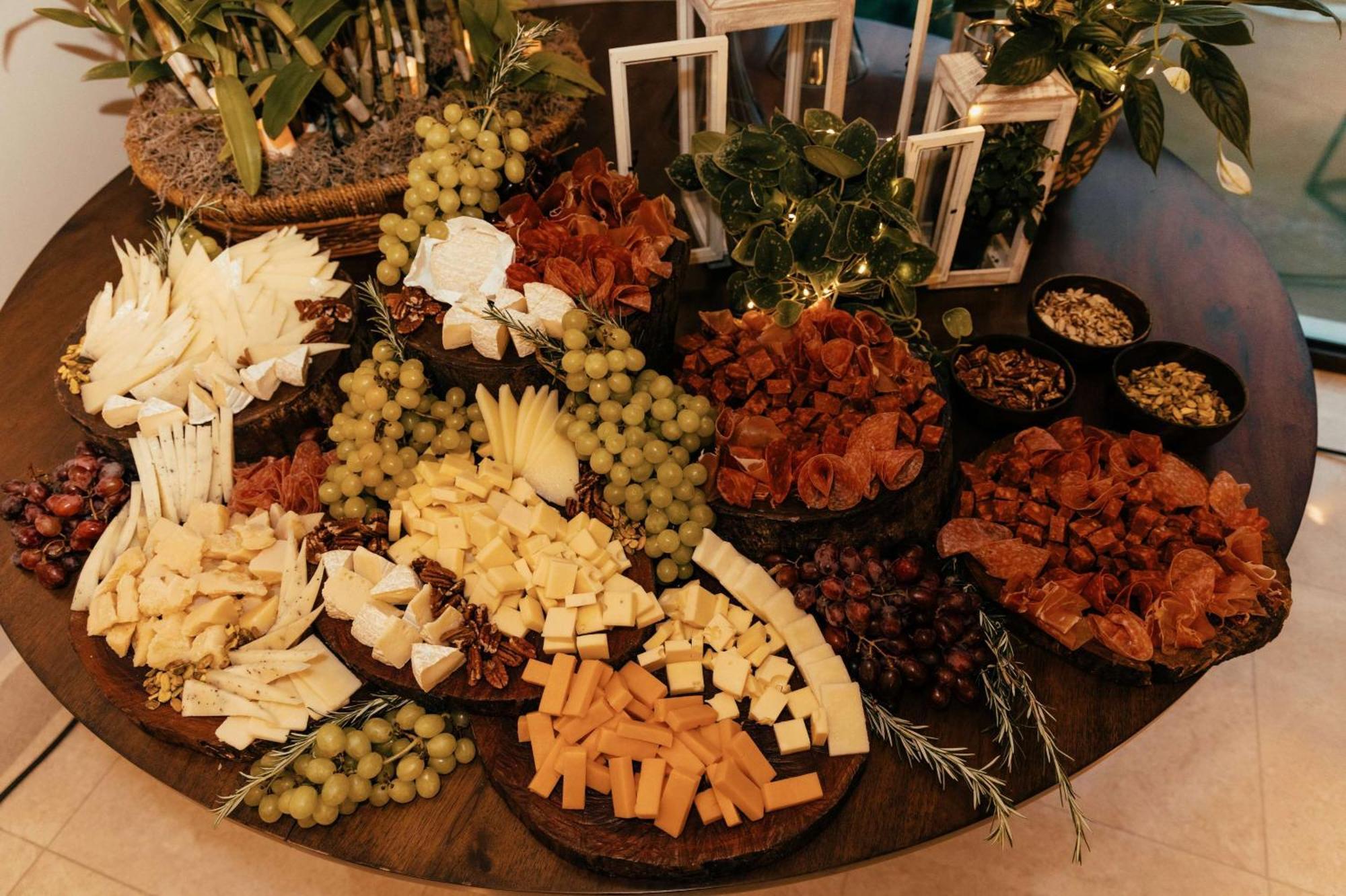 Bristol Panama, A Registry Collection Hotel Exterior foto A cheese platter
